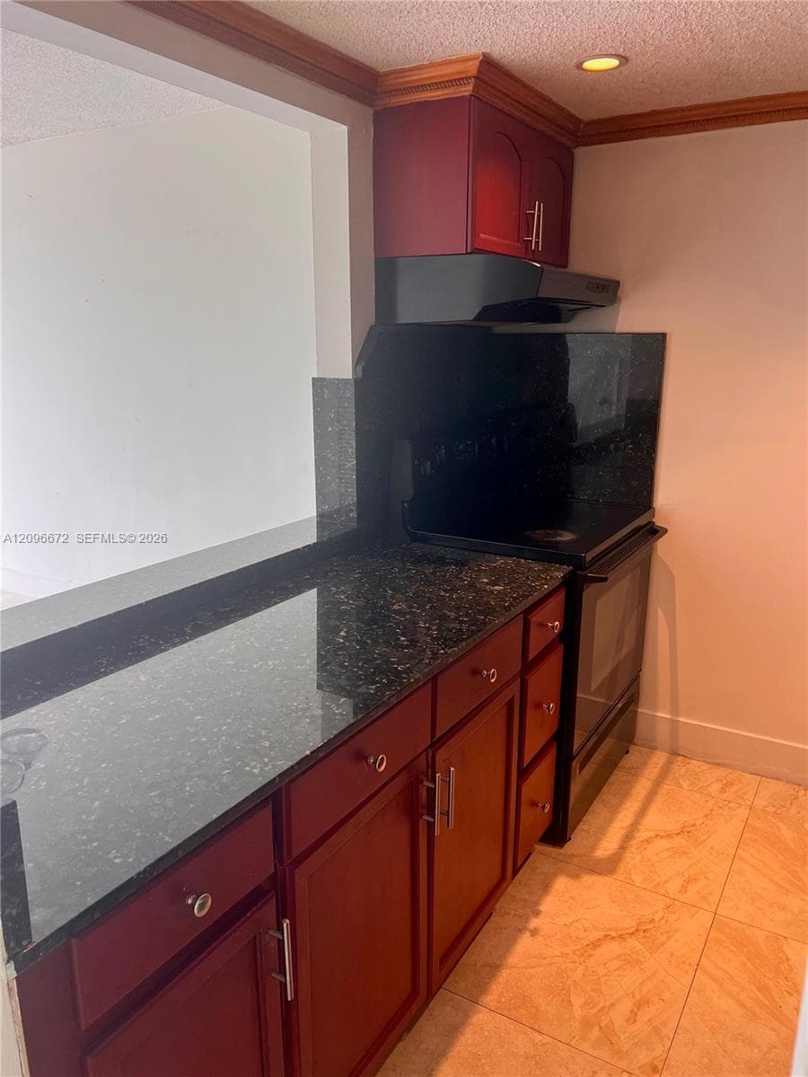 PINEBARK CONDO NO 1 · #412 in Miami - Photo 4