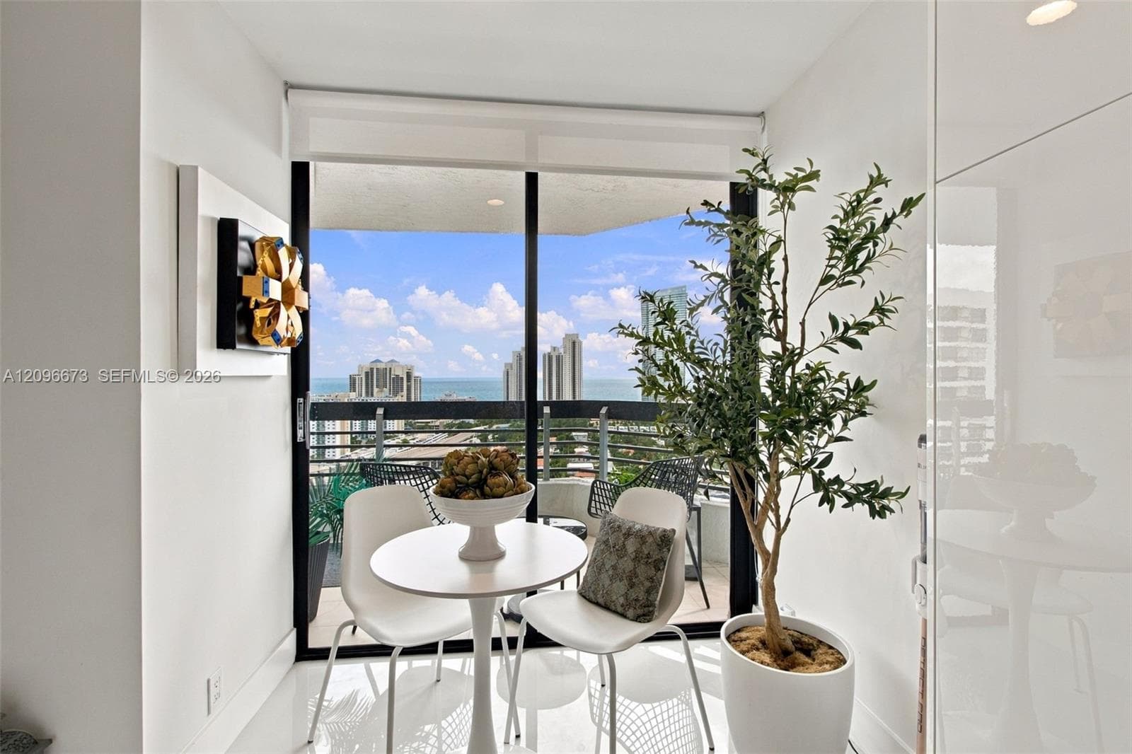 Mystic Pointe Tower 200 · #2811 in Aventura - Photo 7