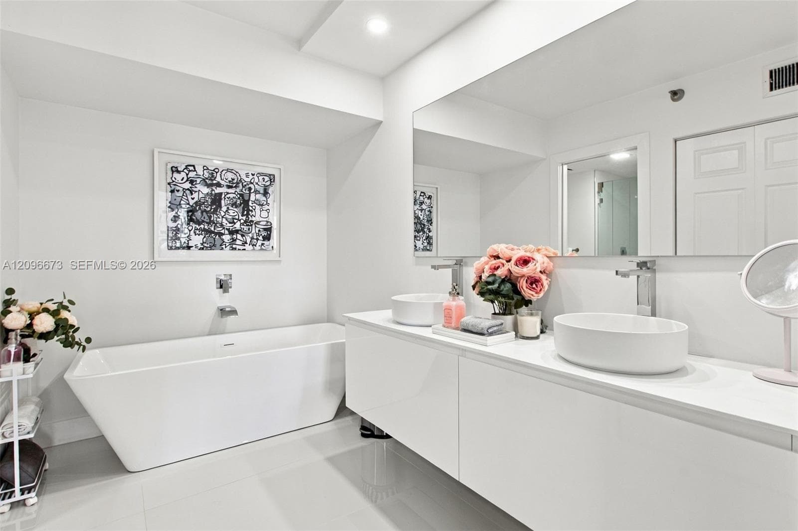 Mystic Pointe Tower 200 · #2811 in Aventura - Photo 18