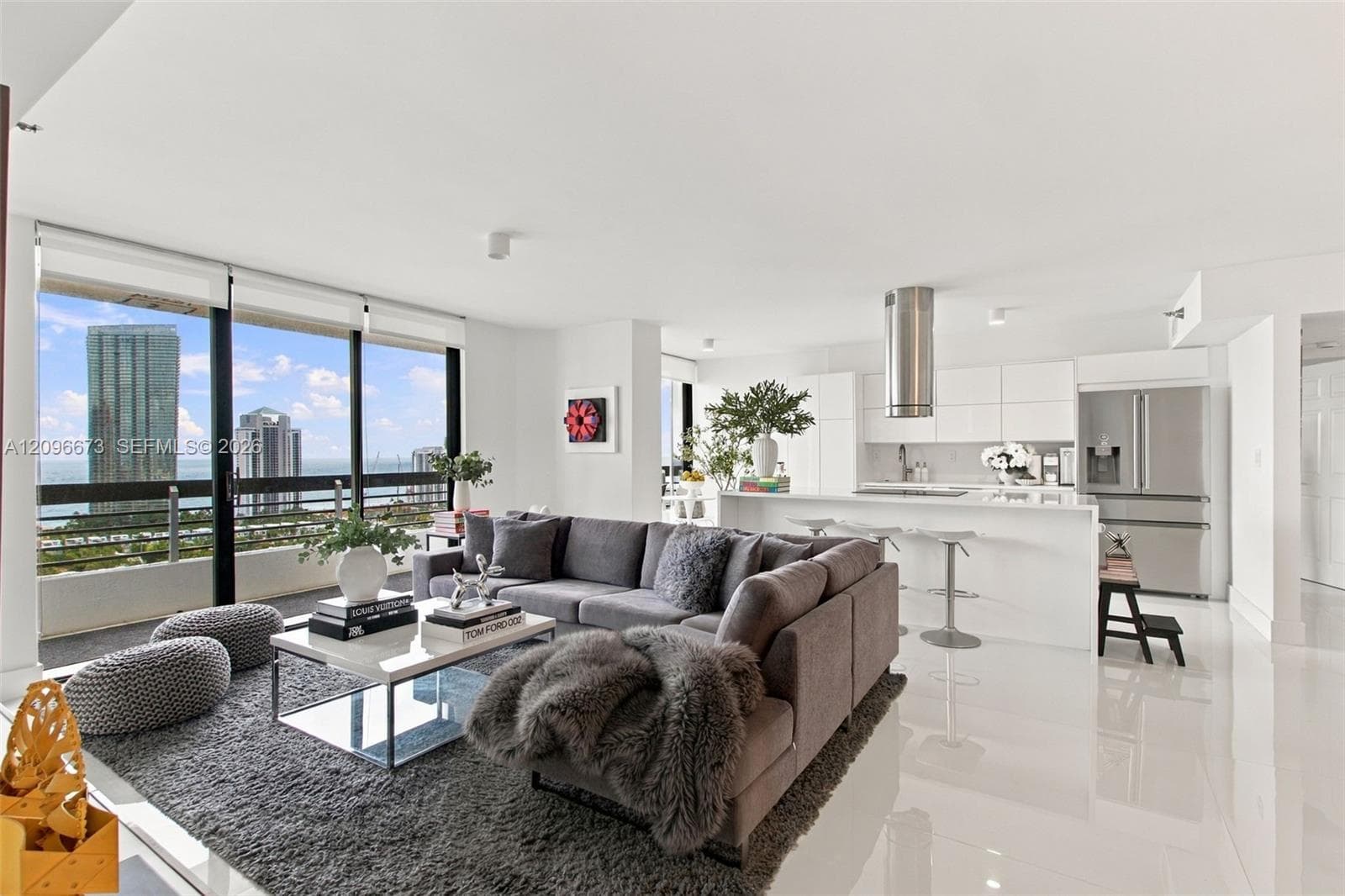Mystic Pointe Tower 200 · #2811 in Aventura - Photo 15