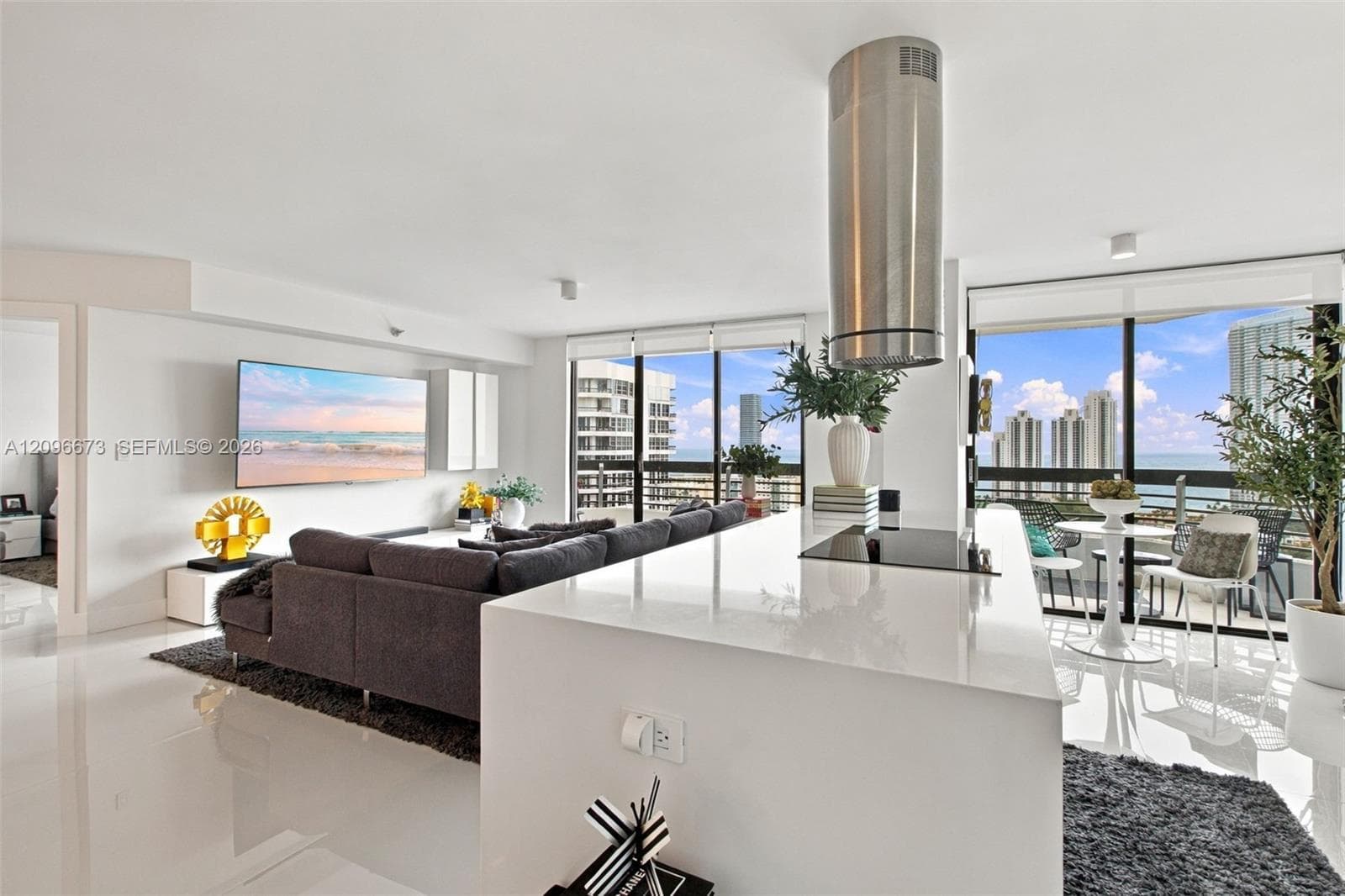 Mystic Pointe Tower 200 · #2811 in Aventura - Photo 4
