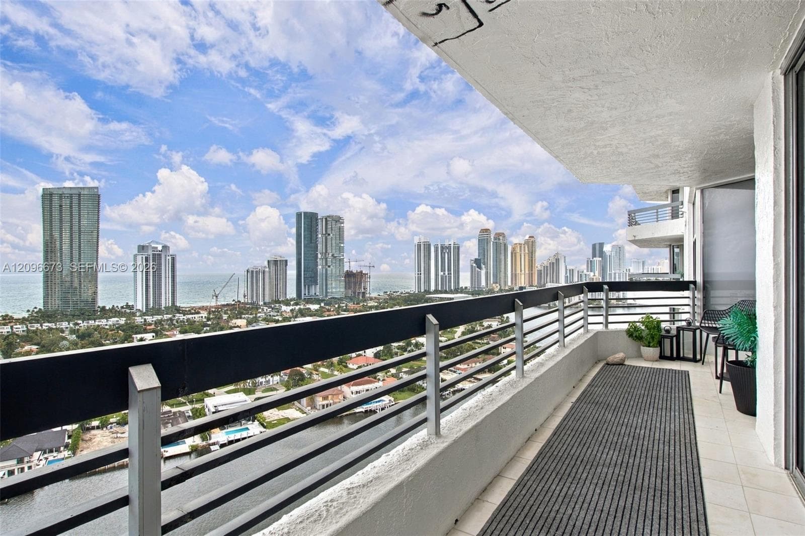 Mystic Pointe Tower 200 · #2811 in Aventura - Photo 25