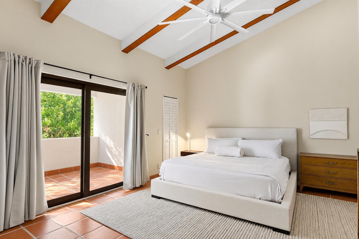 015-023-250 S Ocean Blvd 261-1500x1000