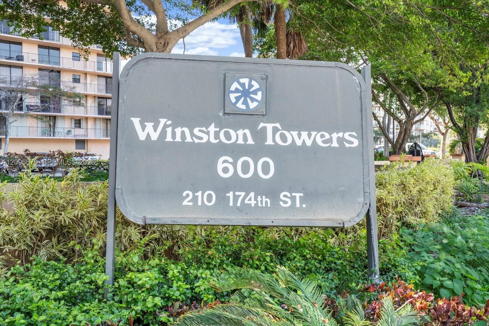 WINSTON TOWERS · #407 in Sunny Isles Beach - Photo 12