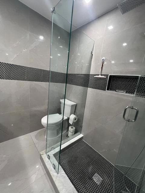 Master Bathroom Courtyard