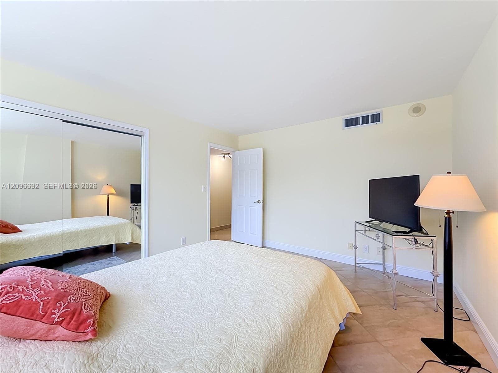 LA MER · #304 in Hallandale Beach - Photo 17