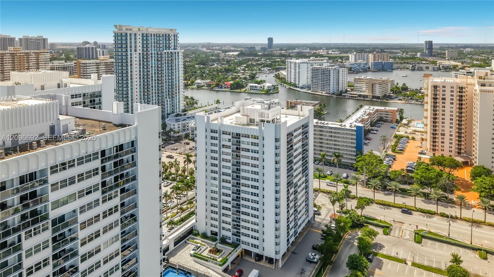 LA MER · #304 in Hallandale Beach - Photo 39