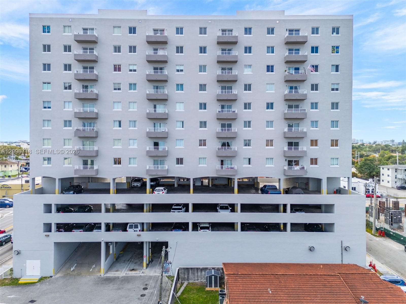 BARCELONA CONDO · #1202 in Miami - Photo 8