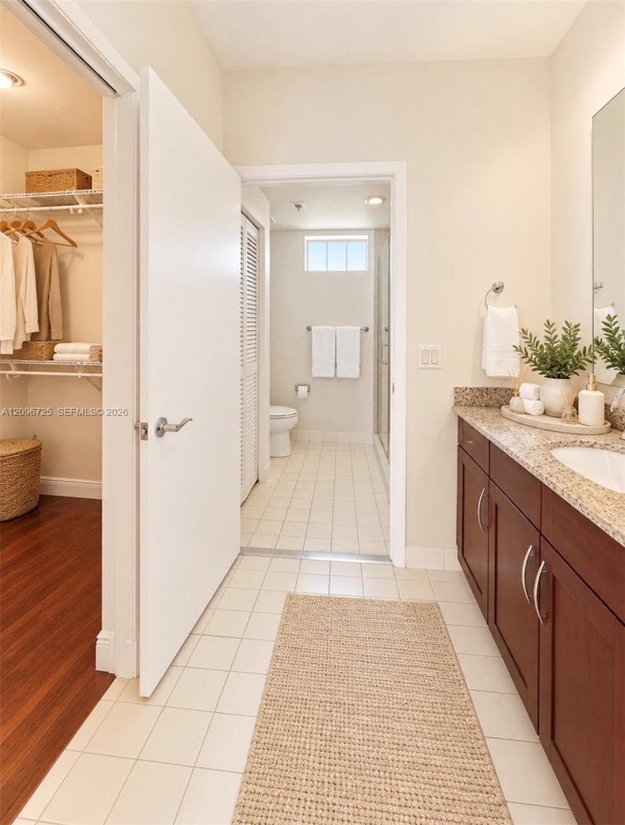 DOWNTOWN DADELAND CONDO N · #511 in Miami - Photo 4