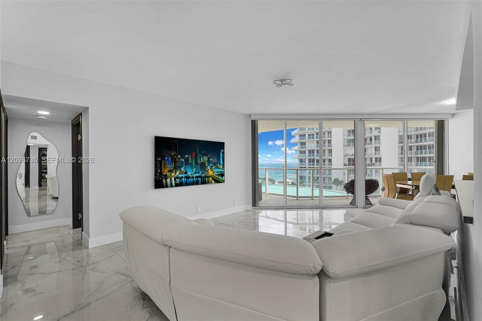 Oceania III · #738 in Sunny Isles Beach - Photo 13