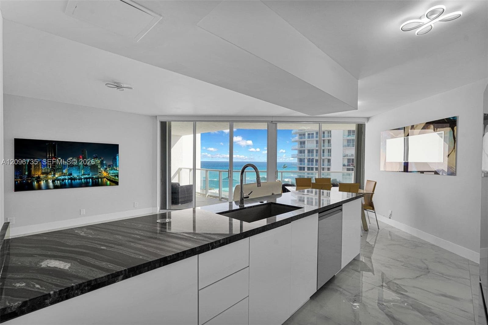 Oceania III · #738 in Sunny Isles Beach - Photo 16