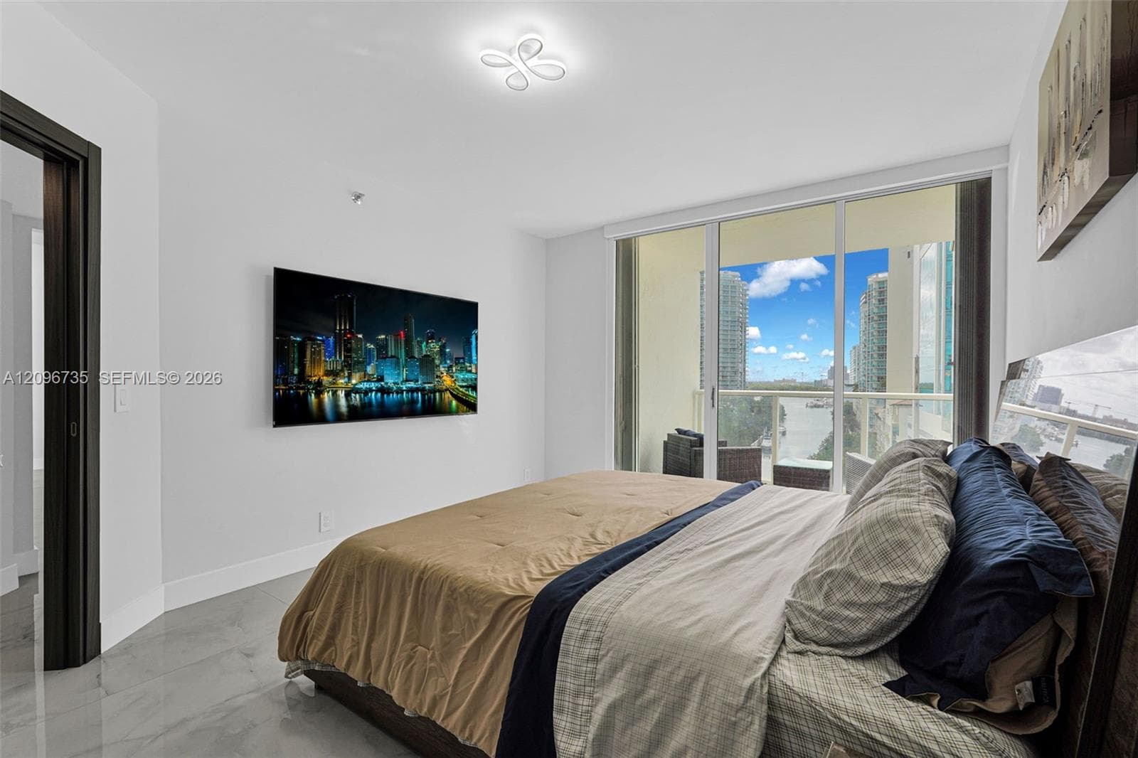 Oceania III · #738 in Sunny Isles Beach - Photo 45