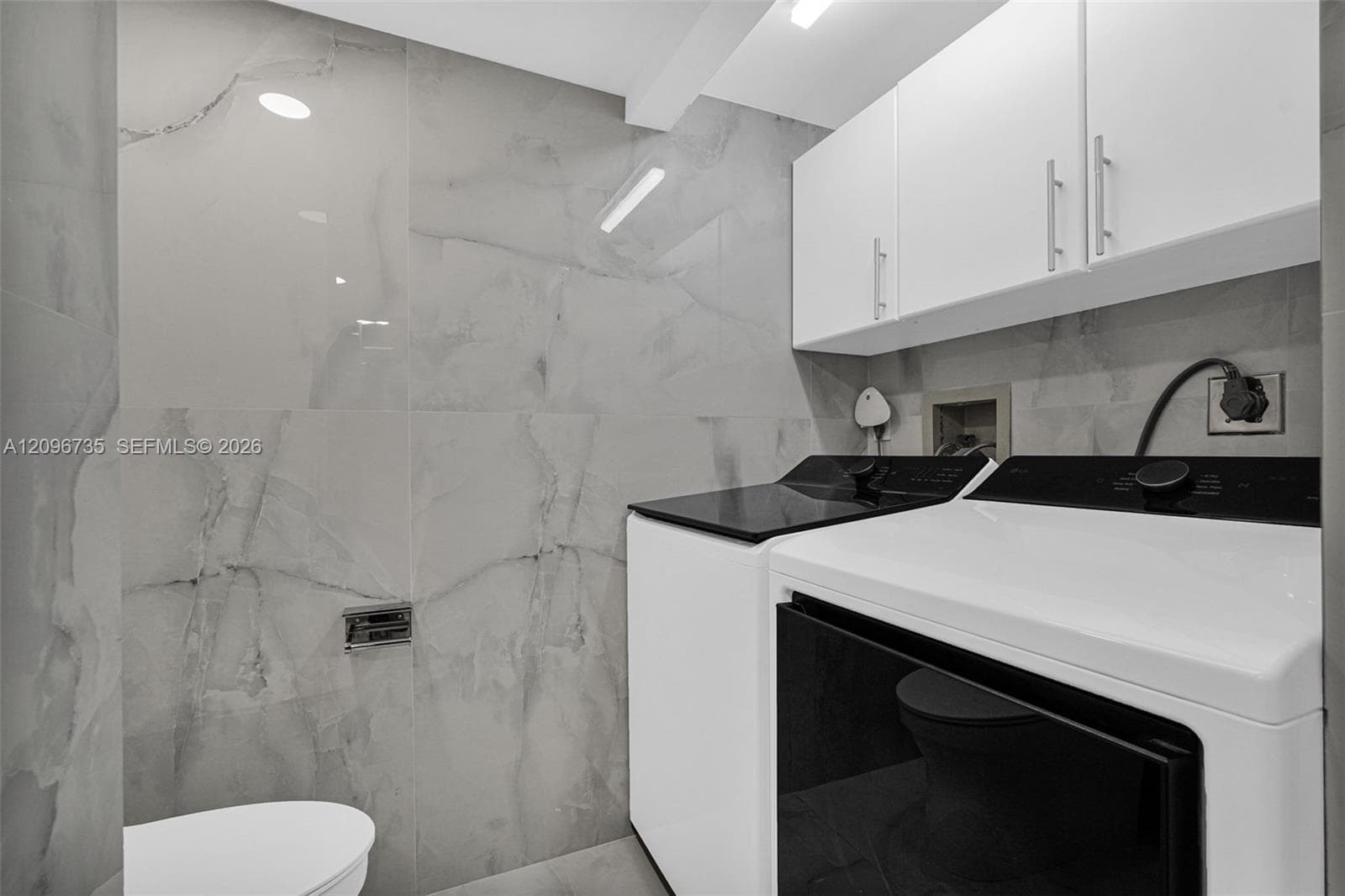 Oceania III · #738 in Sunny Isles Beach - Photo 44
