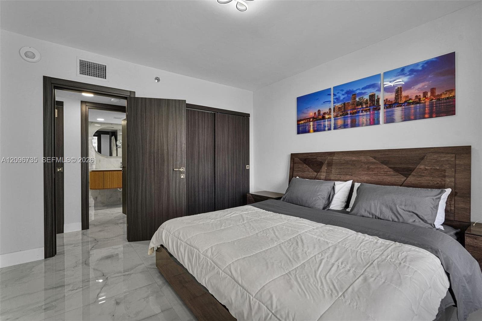 Oceania III · #738 in Sunny Isles Beach - Photo 39