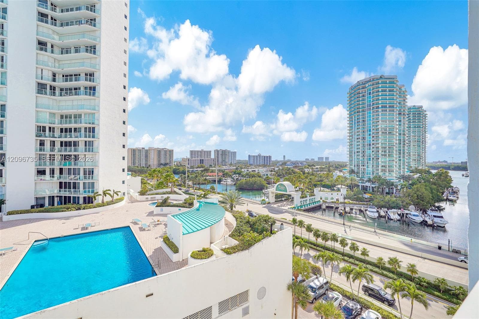 Oceania III · #738 in Sunny Isles Beach - Photo 21