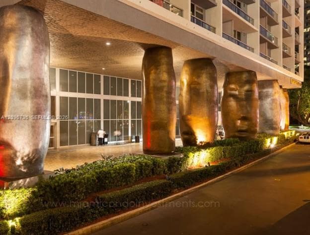 Icon Brickell III · #2605 in Miami - Photo 3