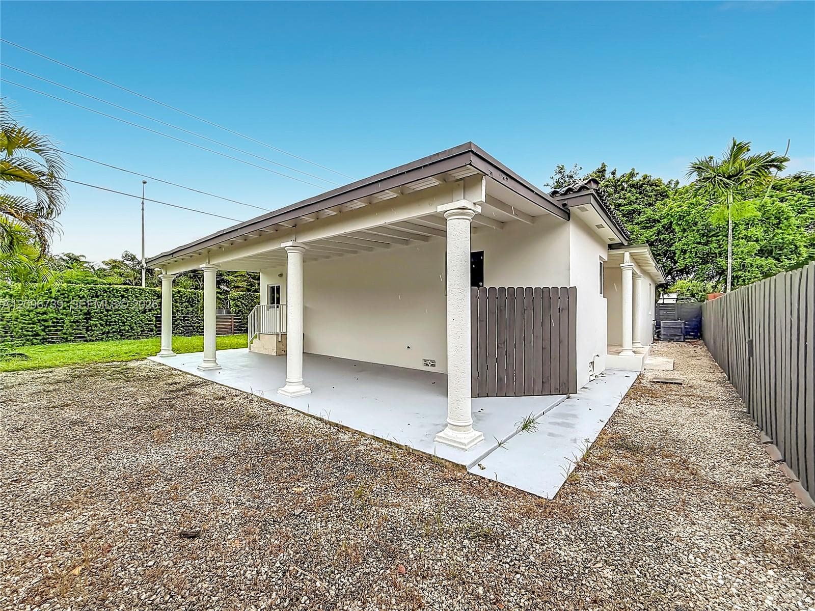 1770 SW 17th Ave photo 10