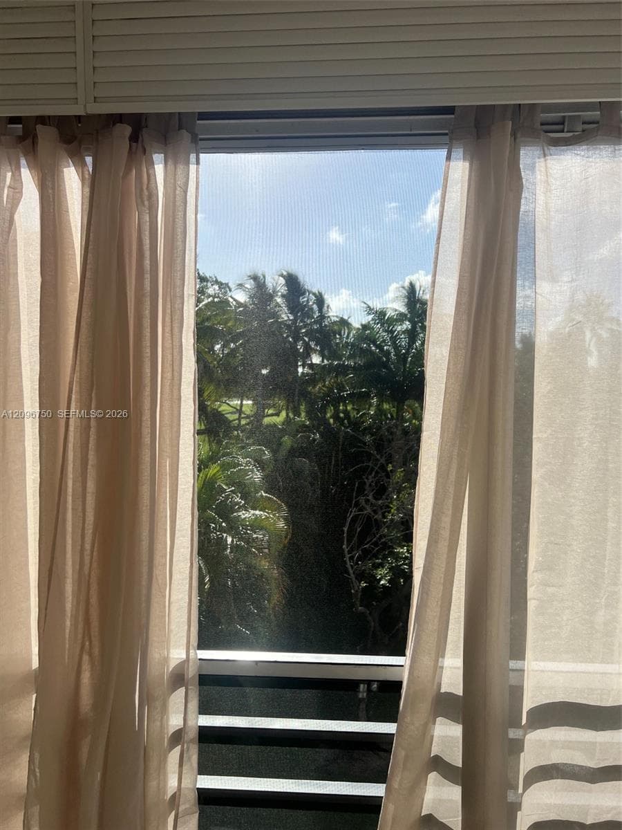FAIRWAYS ROYALE CONDO · #408 in Hallandale Beach - Photo 20