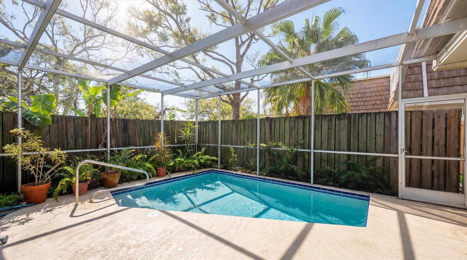 18-4348 Hazel Ave unit b