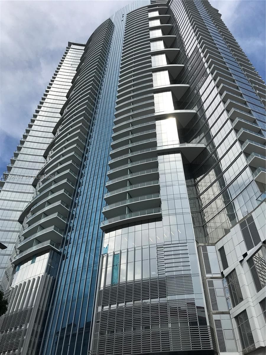 Paramount Miami Worldcenter · #2104 in Miami - Photo 2