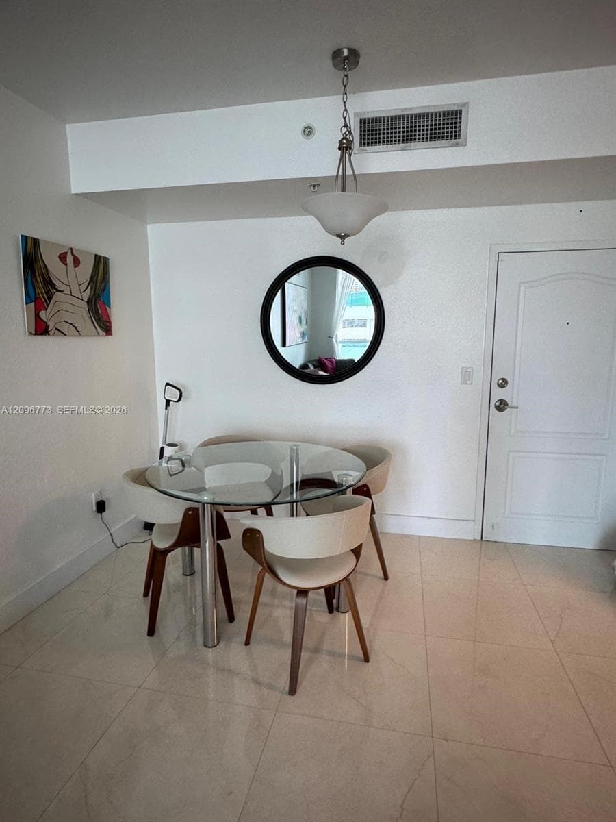 MOON BAY OF MIAMI CONDO · #801 in Miami - Photo 9