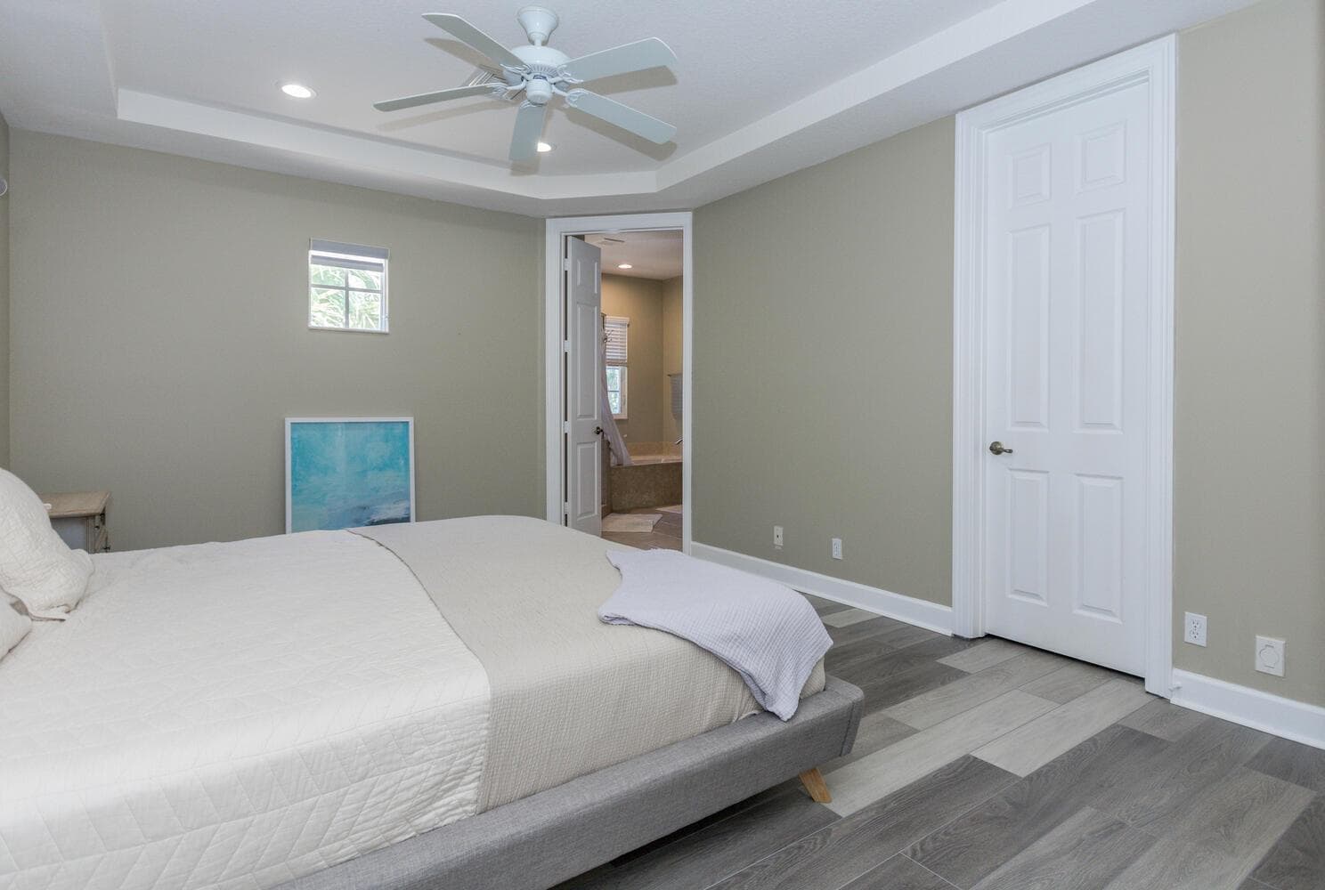 Deep Walk In Closet