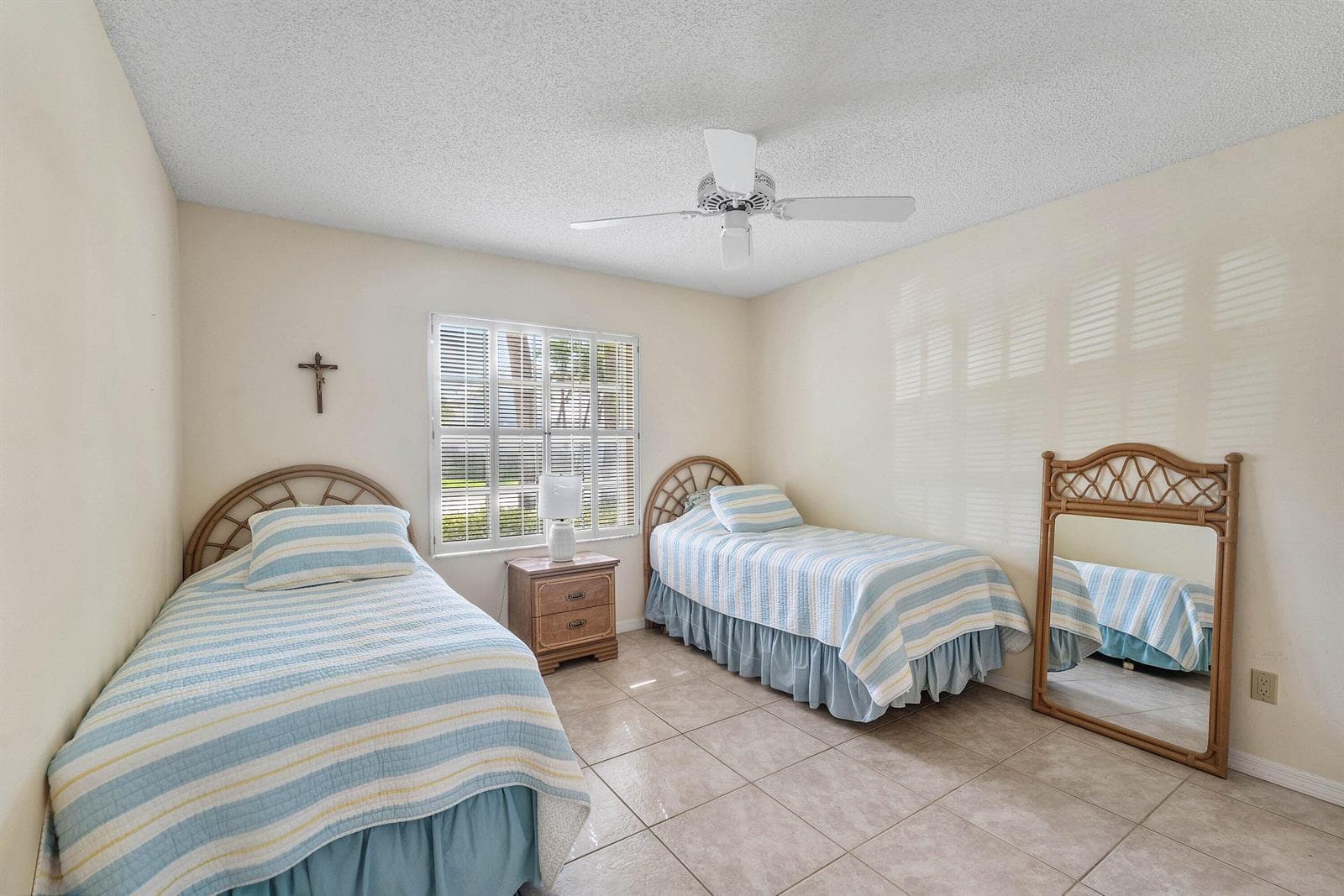 016-12ElginLane-PalmBeachGardens-FL-3341