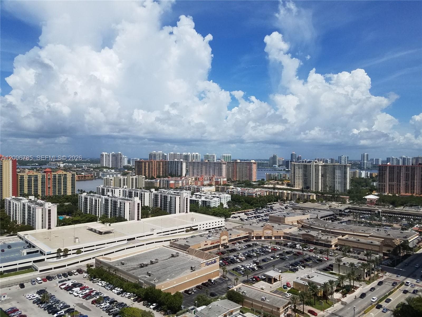 La Perla · #2805 in Sunny Isles Beach - Photo 13