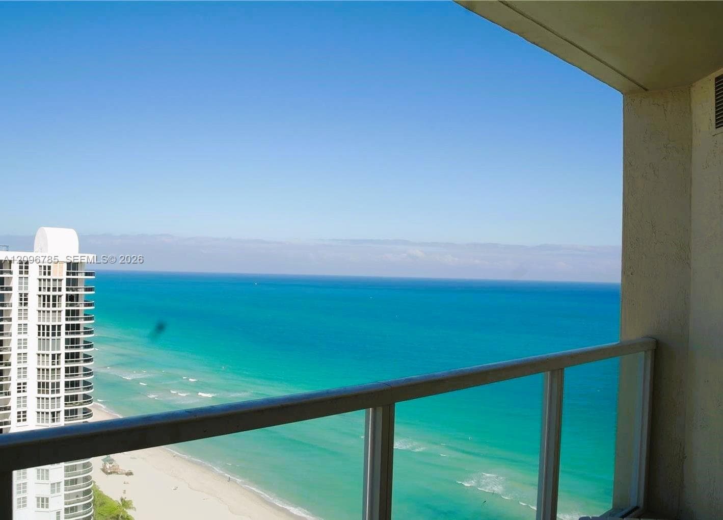 La Perla · #2805 in Sunny Isles Beach - Photo 1