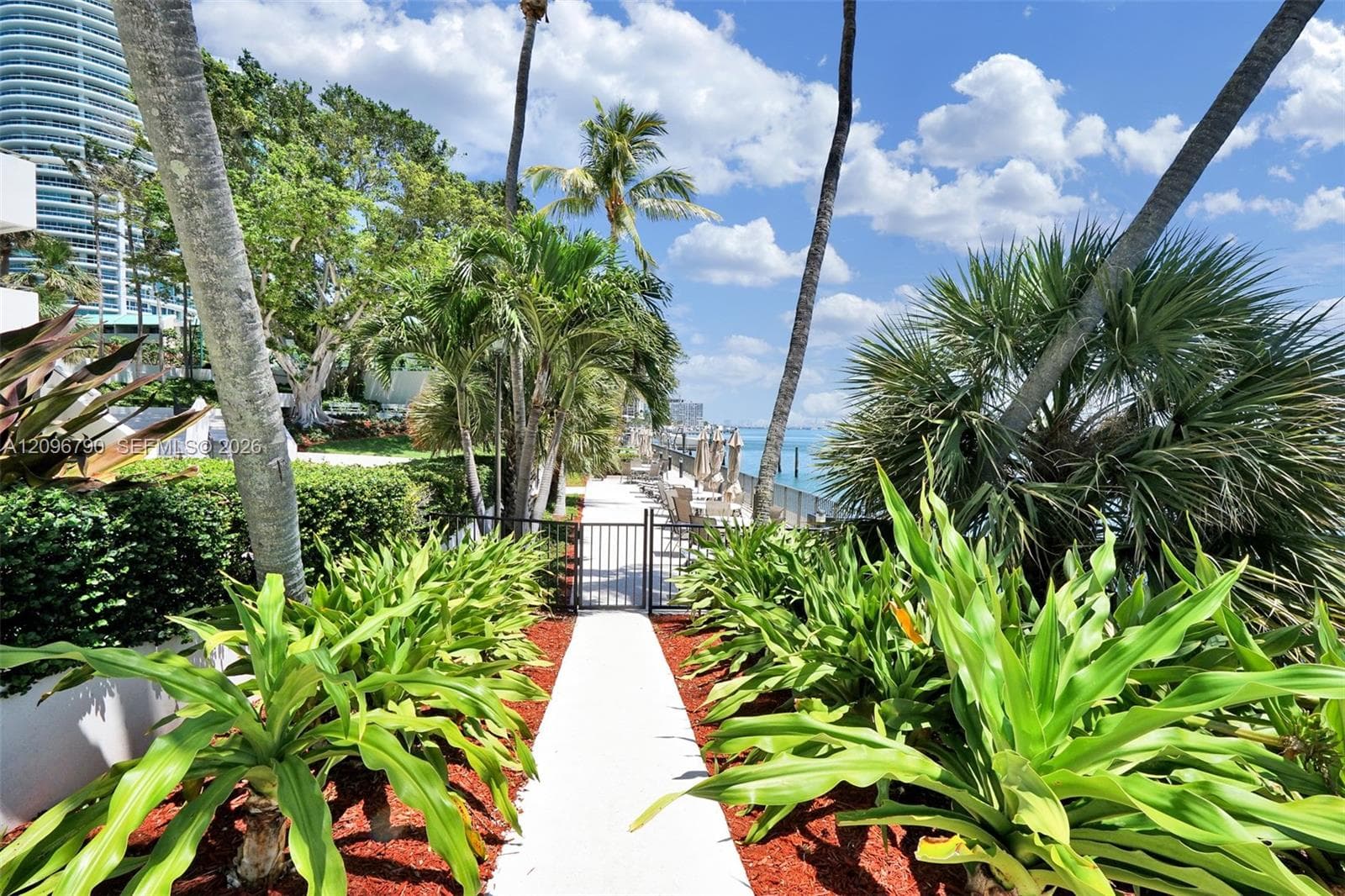 Brickell Bay Club · #1007 in Miami - Photo 32