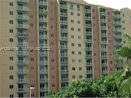 CORAL PLAZA · #703 in Miami - Photo 2