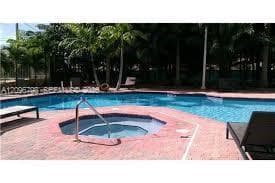 CORAL PLAZA · #703 in Miami - Photo 3