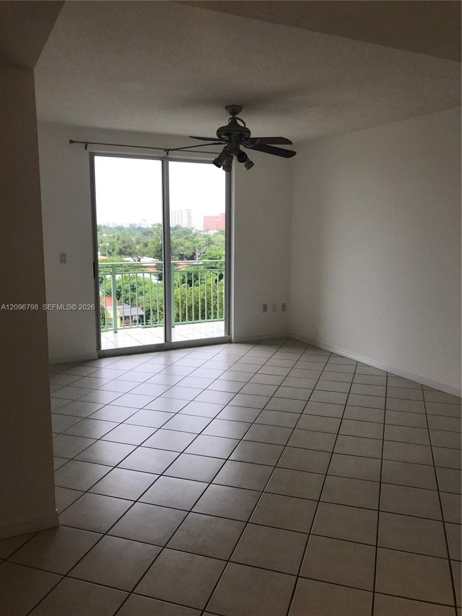 CORAL PLAZA · #703 in Miami - Photo 8