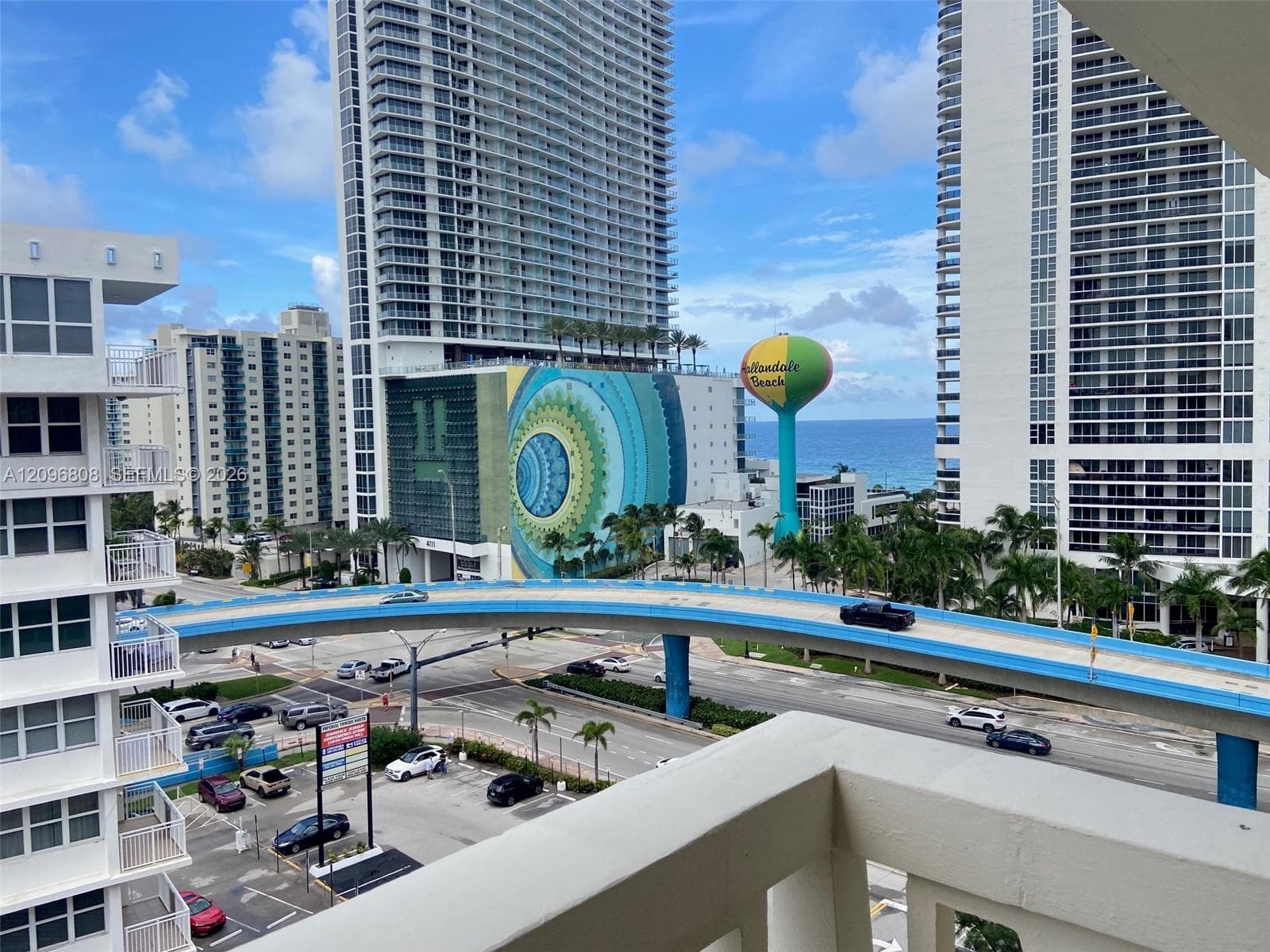 IMPERIAL TOWERS CONDO · #1004 in Hallandale Beach - Photo 2