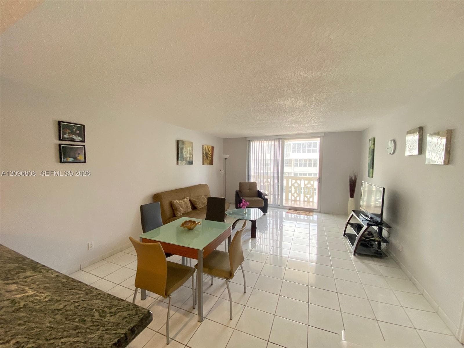 IMPERIAL TOWERS CONDO · #1004 in Hallandale Beach - Photo 5