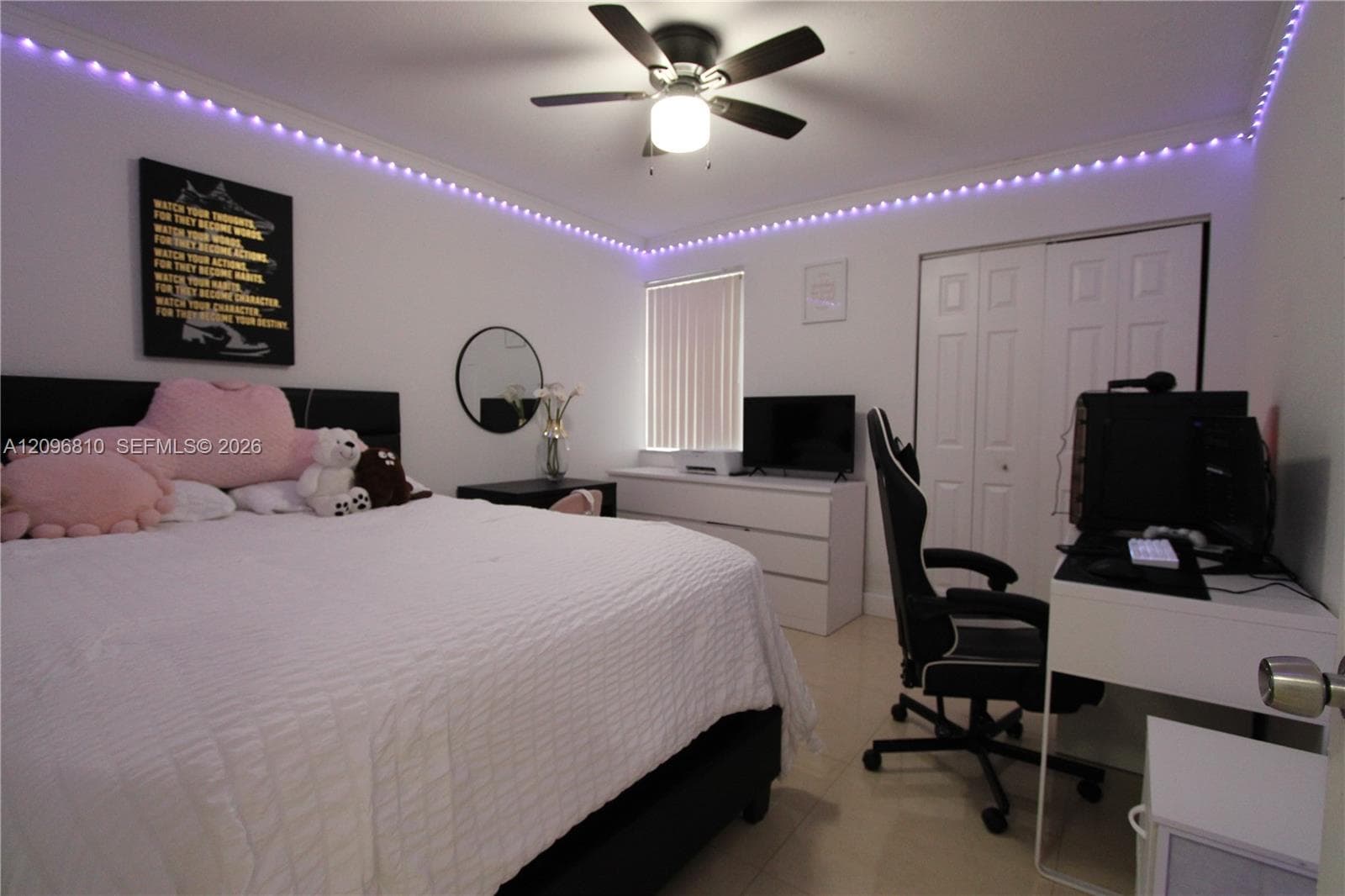 2nd bedroom