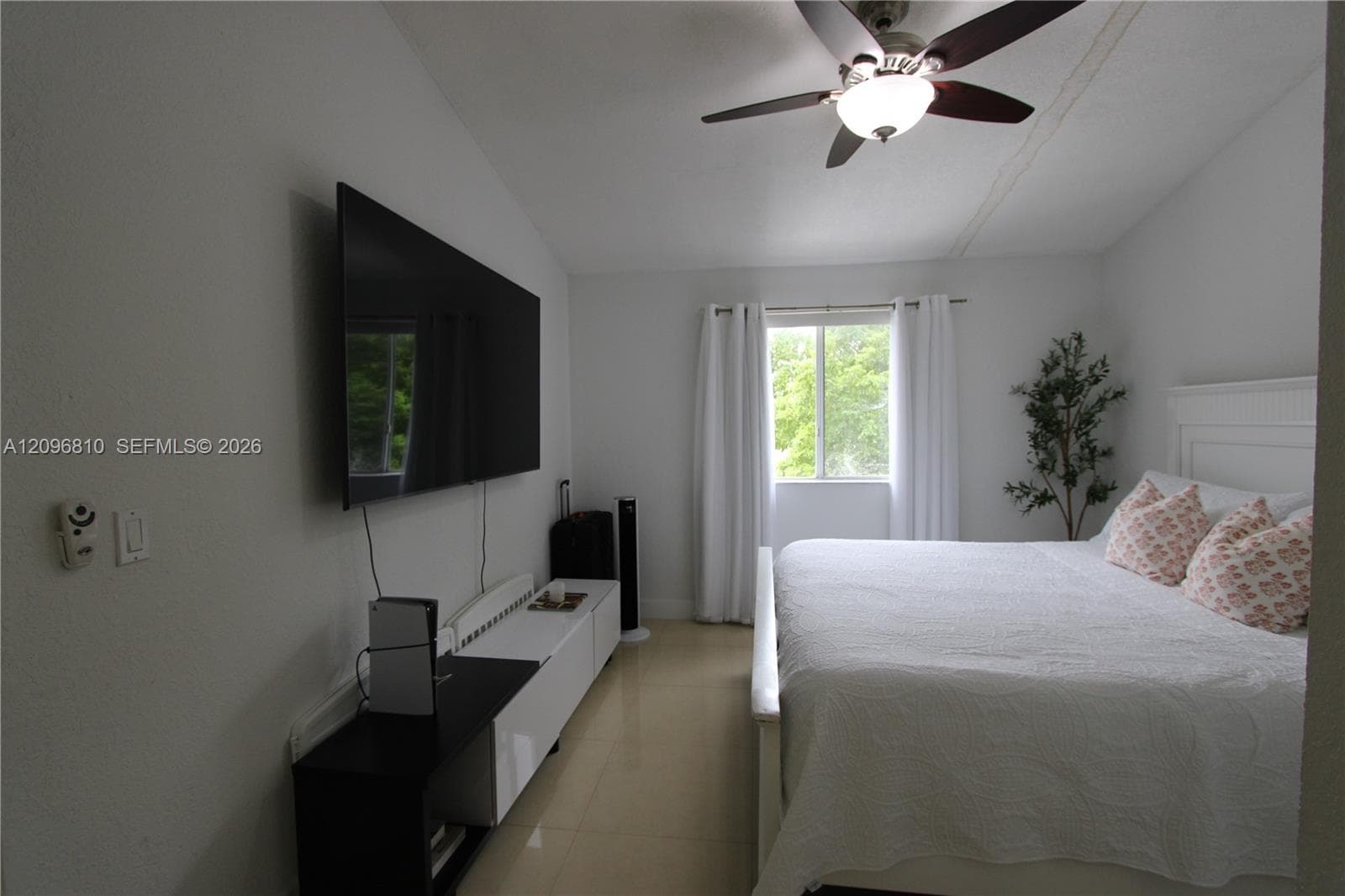 BONITA GOLF VIEW TOWNVILL · #208 in Hialeah - Photo 15