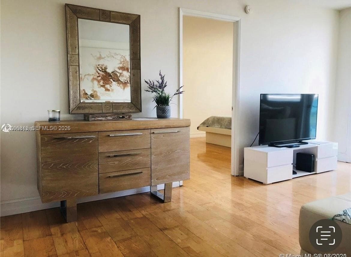 AQUASOL CONDO · #10T in Miami Beach - Photo 8