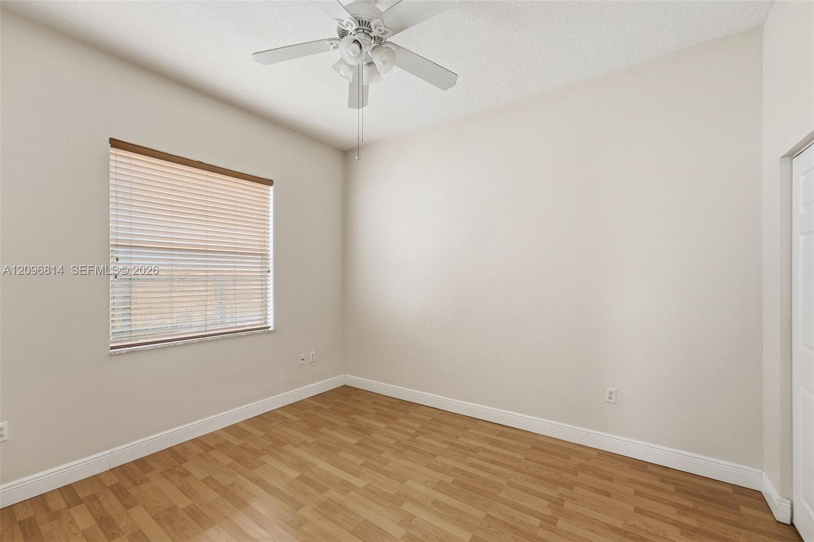 1420 SE 23rd Dr. photo 12