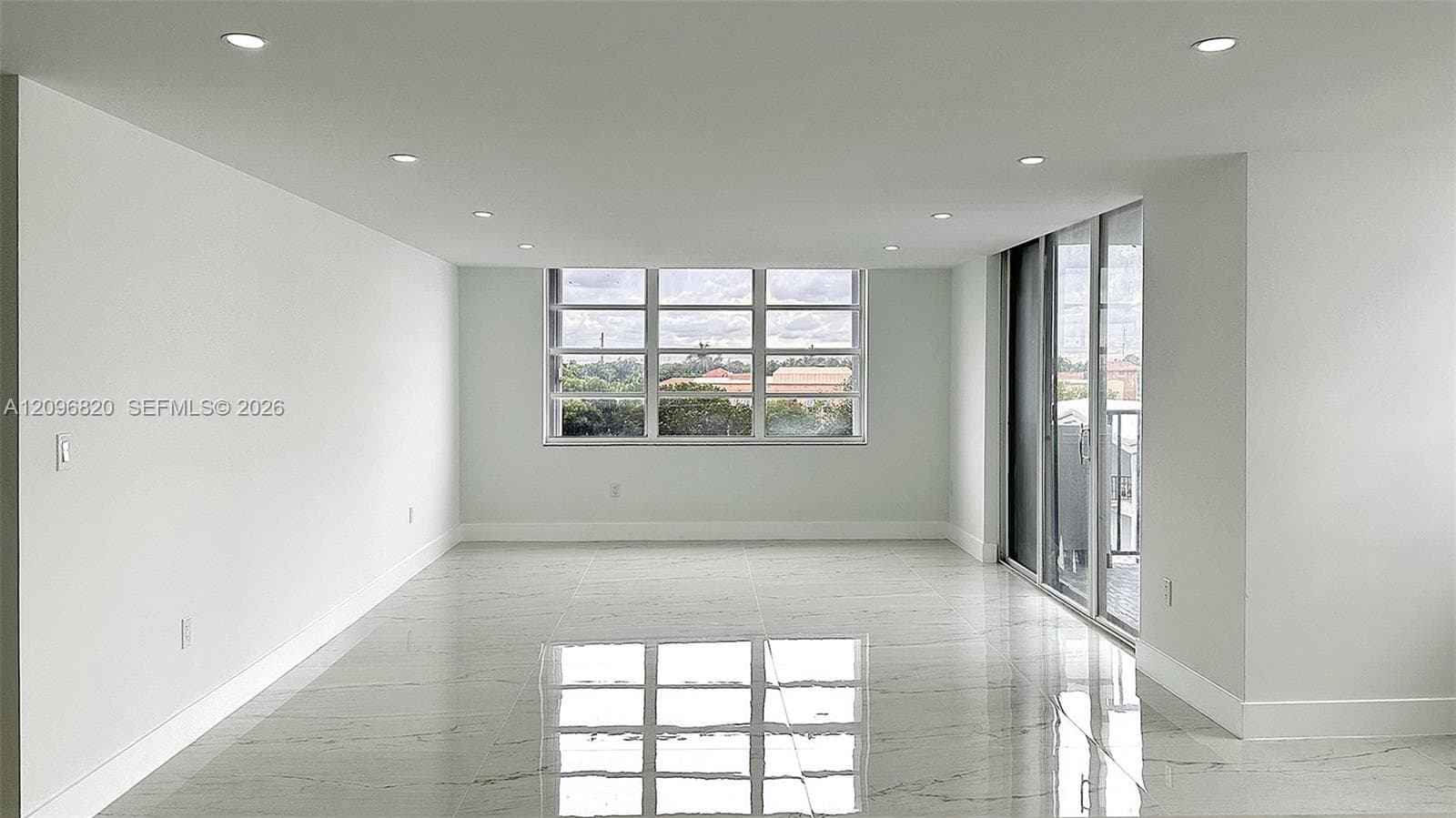 COMMODORE PLAZA CONDO · #505 in Aventura - Photo 6