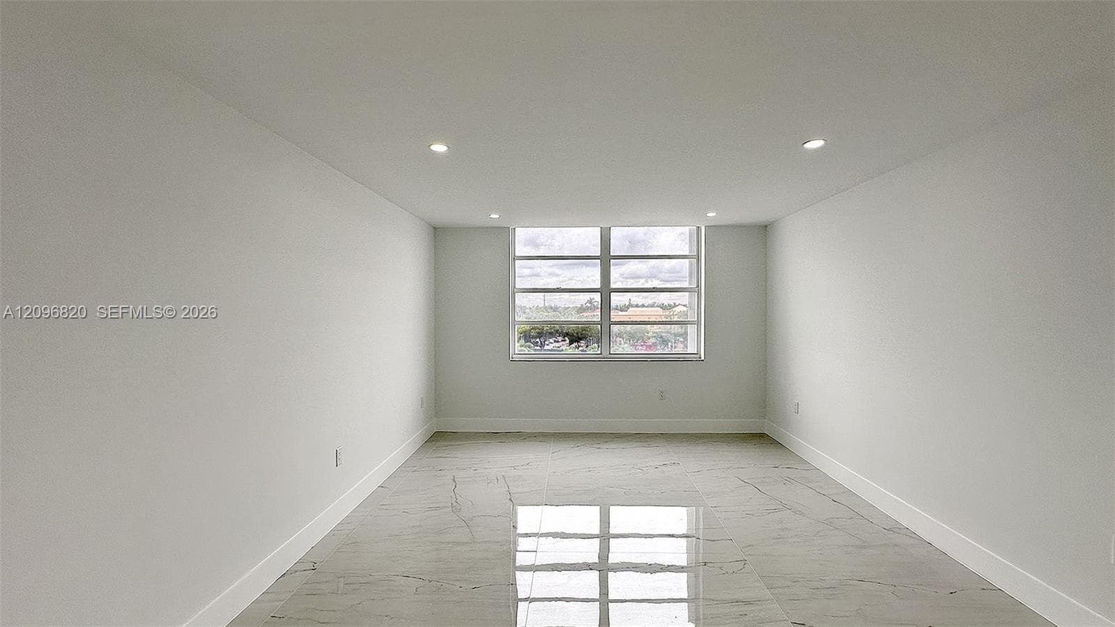 COMMODORE PLAZA CONDO · #505 in Aventura - Photo 13