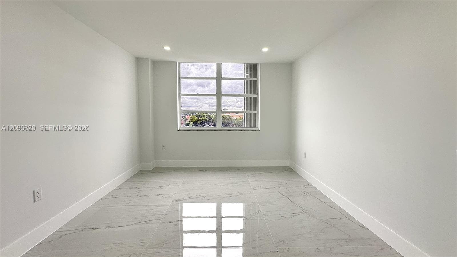 COMMODORE PLAZA CONDO · #505 in Aventura - Photo 21