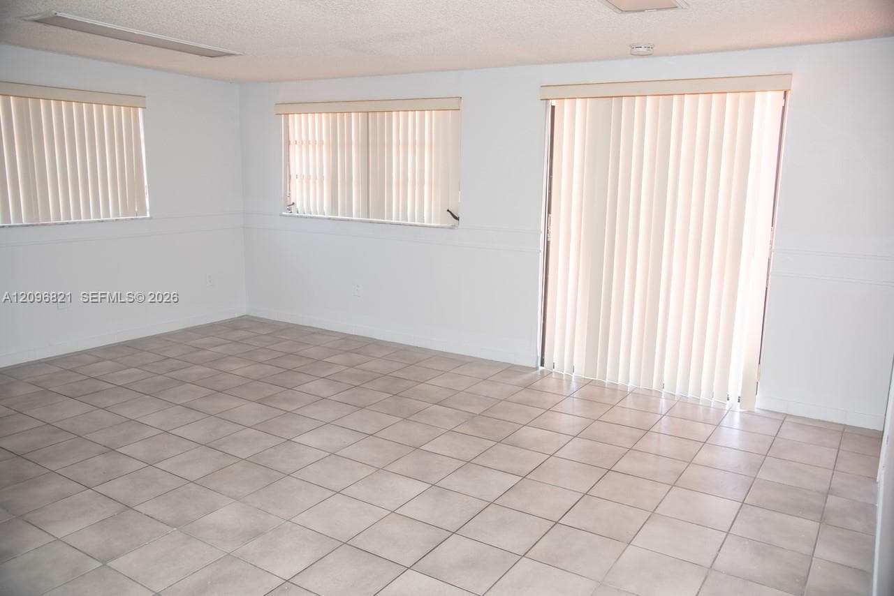 14512 SW 96th Ter photo 6