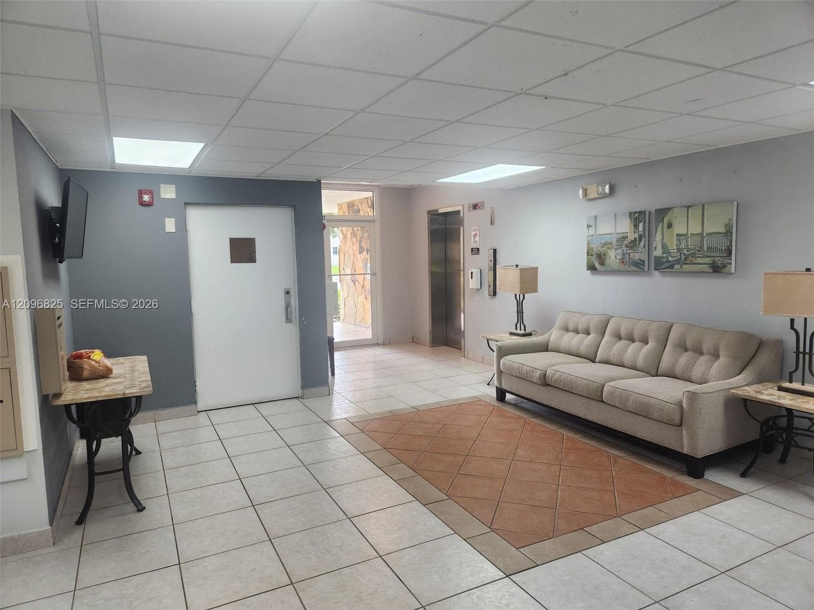 FAIRWAYS ROYALE CONDO · #101 in Hallandale Beach - Photo 6