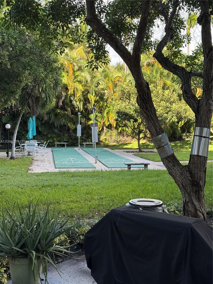 FAIRWAYS ROYALE CONDO · #101 in Hallandale Beach - Photo 47