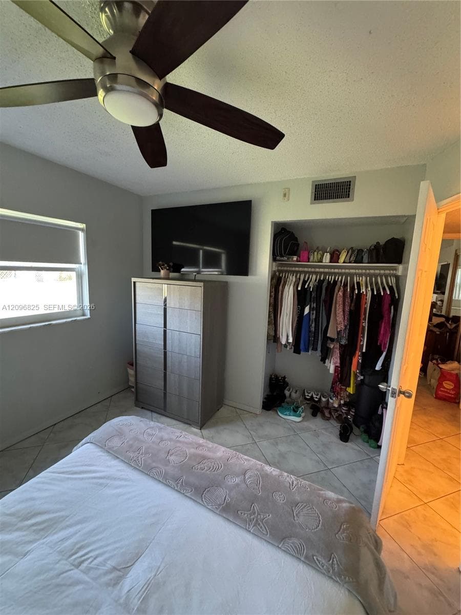 FAIRWAYS ROYALE CONDO · #101 in Hallandale Beach - Photo 30