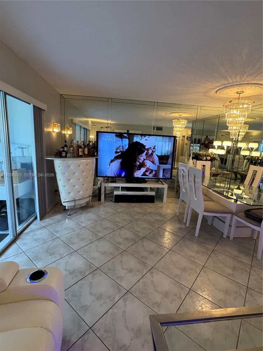 FAIRWAYS ROYALE CONDO · #101 in Hallandale Beach - Photo 18