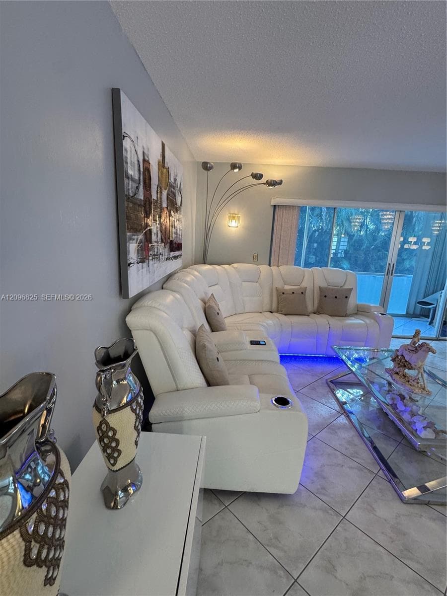 FAIRWAYS ROYALE CONDO · #101 in Hallandale Beach - Photo 19