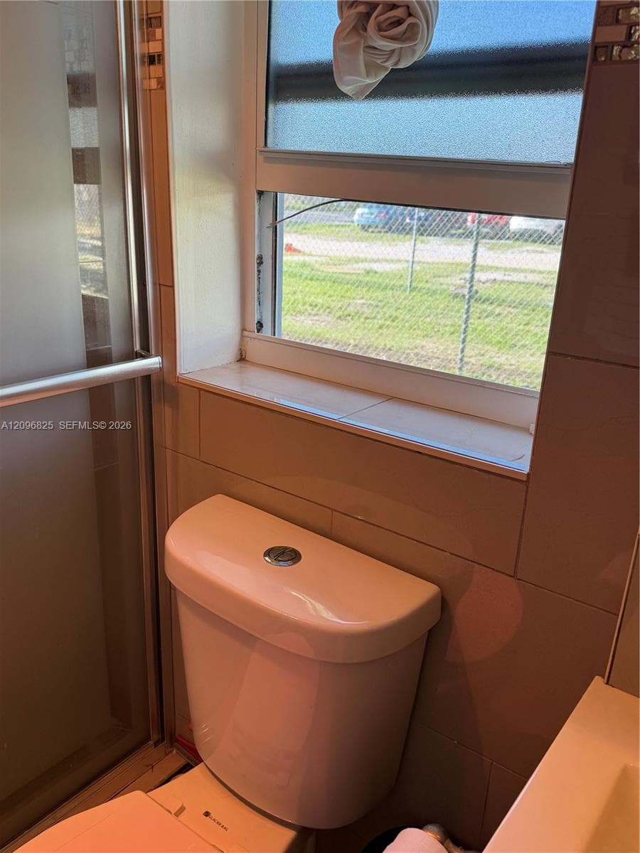 FAIRWAYS ROYALE CONDO · #101 in Hallandale Beach - Photo 40
