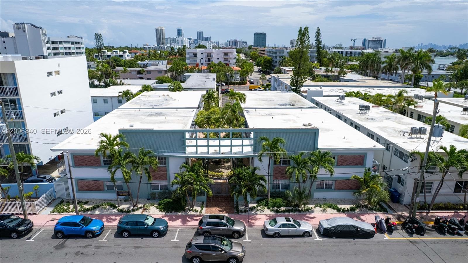 RITZ ROYAL PALM II CONDO · #11 in Miami Beach - Photo 12
